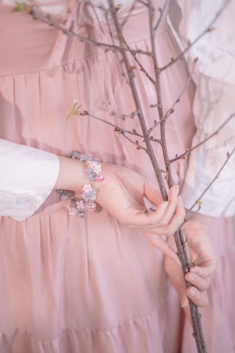 櫻醉月亮石泡泡浴手鏈