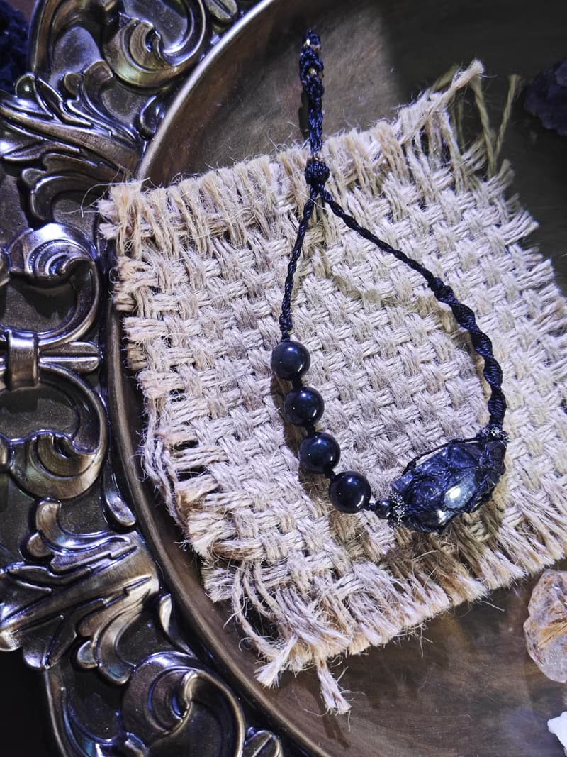 閃靈鑽|彩曜石|macrame 手繩|男女款|編織飾物|手工製作