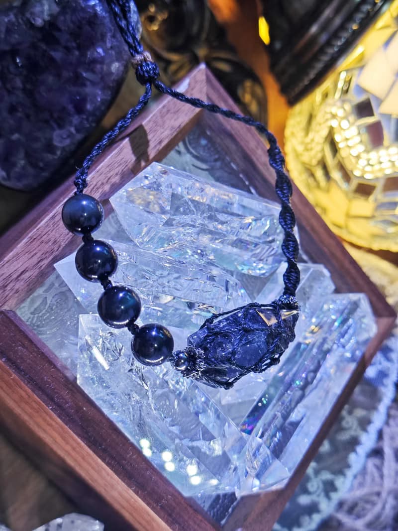 閃靈鑽|彩曜石|macrame 手繩|男女款|編織飾物|手工製作