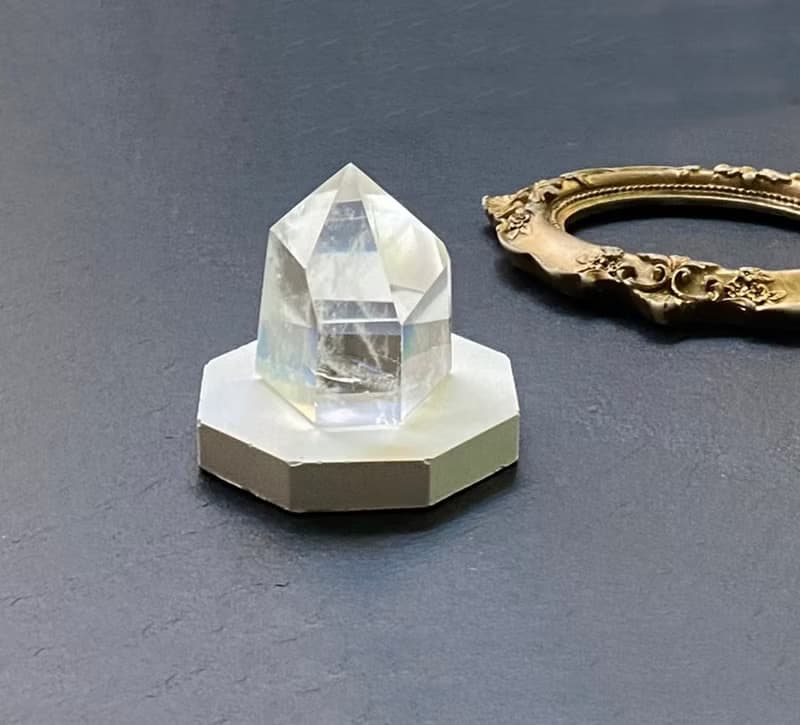 能量擺件-天使之翼 天然冰透可愛胖胖藍針白水晶能量柱 冥想 療癒