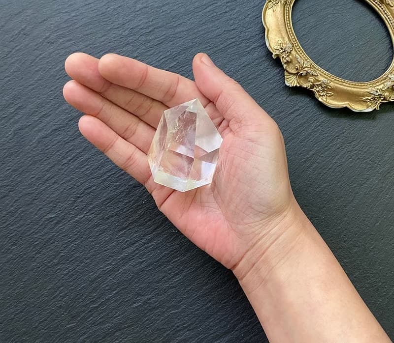 能量擺件-天使之翼 天然冰透可愛胖胖藍針白水晶能量柱 冥想 療癒