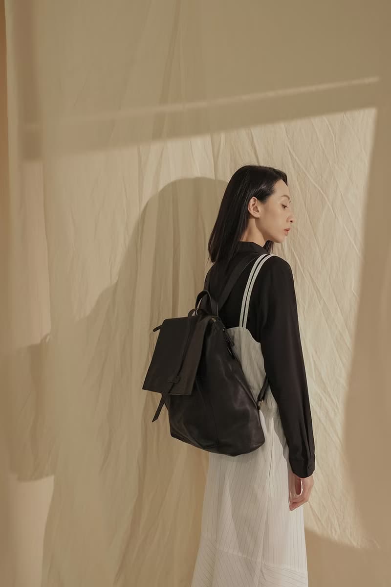 率性簡單多分層方形真皮後背包 黑