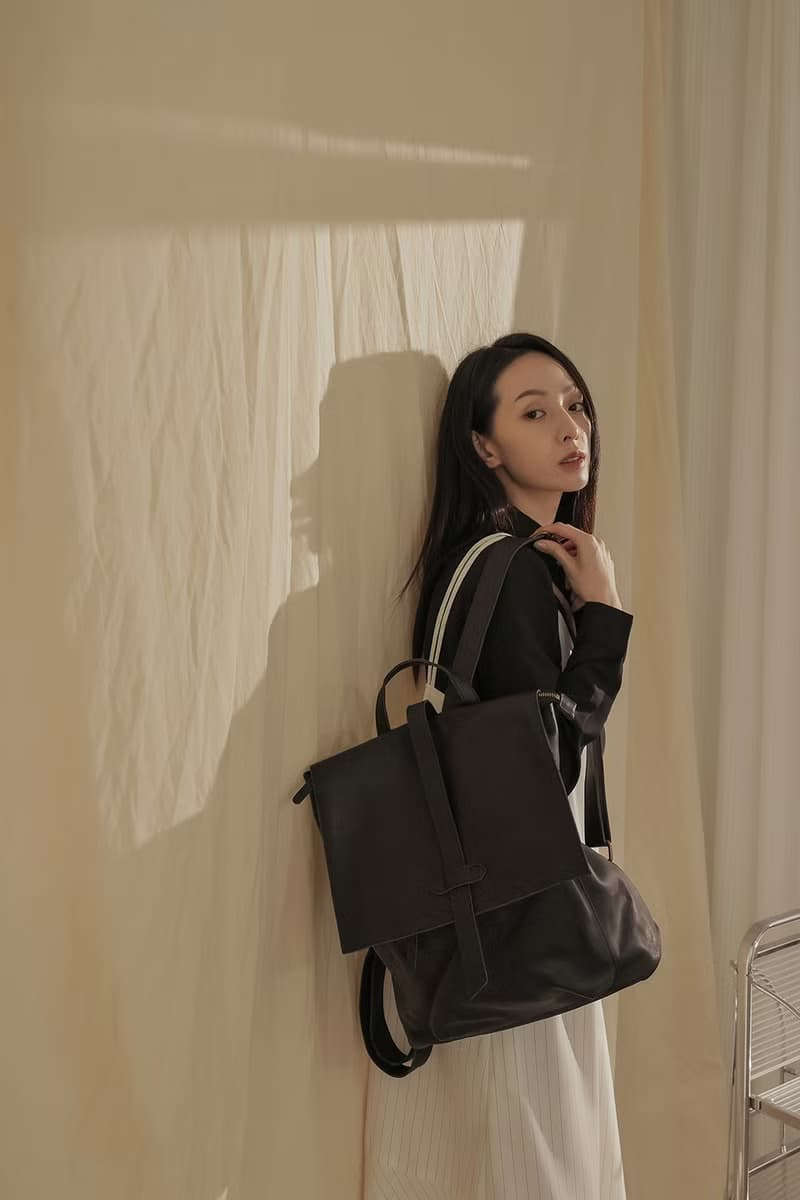 率性簡單多分層方形真皮後背包 黑