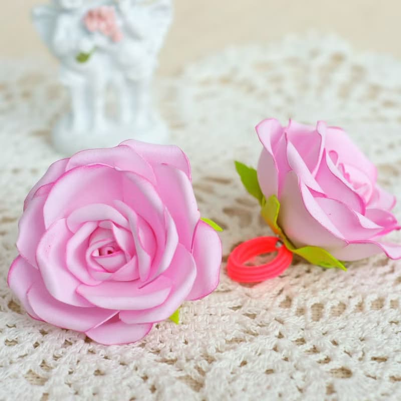 Flower hair clip or ties. Hair ornaments girls. Floral hair accessories 粉紅色的髮飾