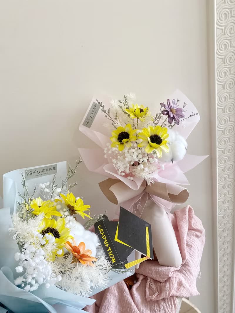 芮米有花_畢業小向日葵花束 乾燥花 韓式花束