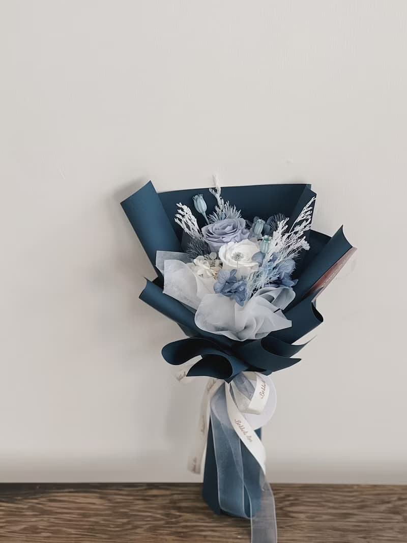 【永生玫瑰花花束】• 情人節/永生玫瑰花/永生玫瑰花花束/玫瑰花