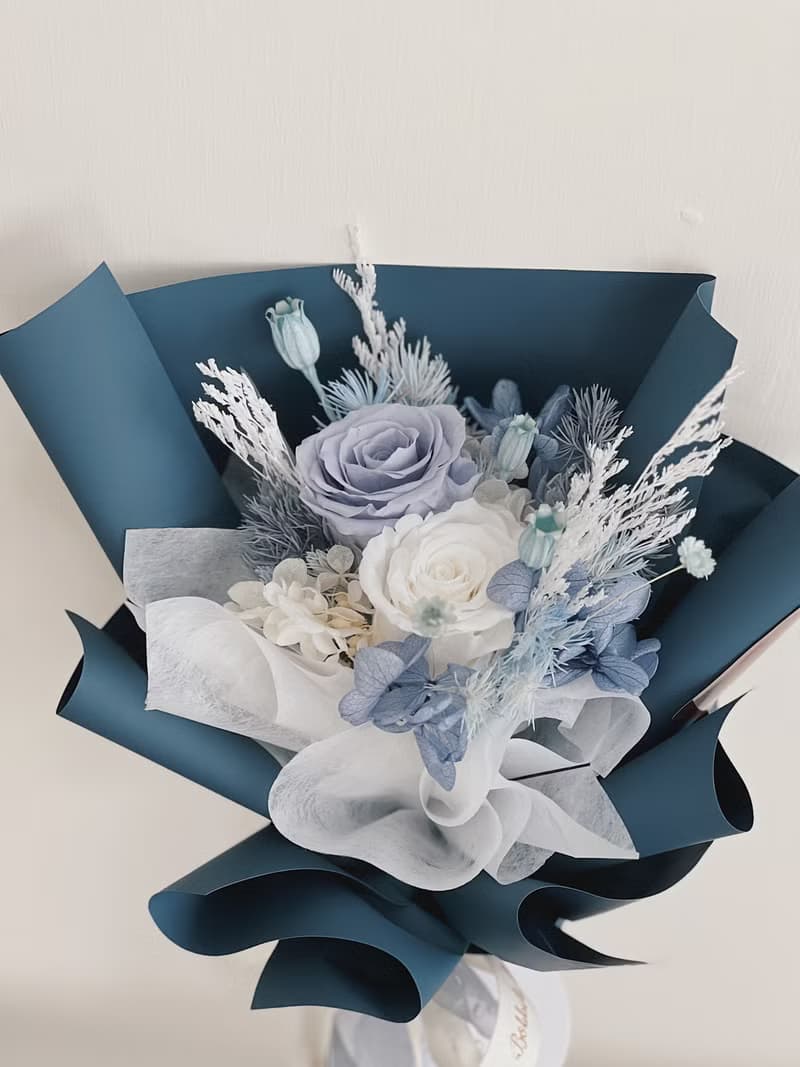 【永生玫瑰花花束】• 情人節/永生玫瑰花/永生玫瑰花花束/玫瑰花