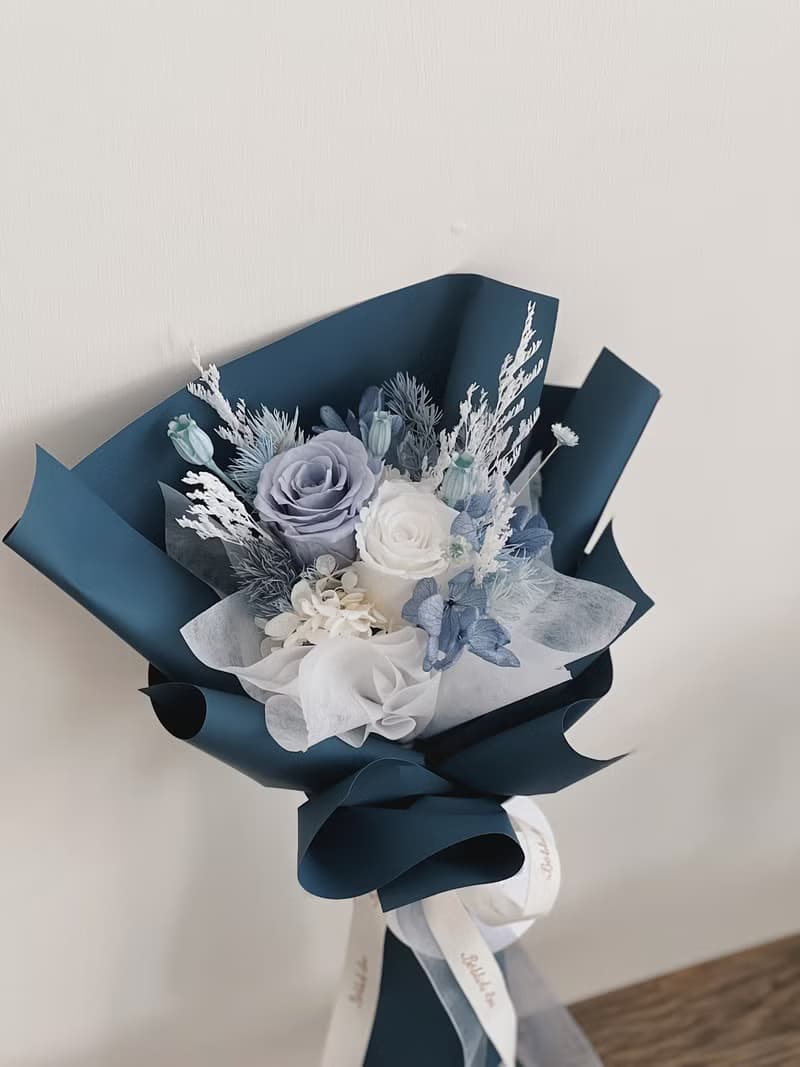 【永生玫瑰花花束】• 情人節/永生玫瑰花/永生玫瑰花花束/玫瑰花