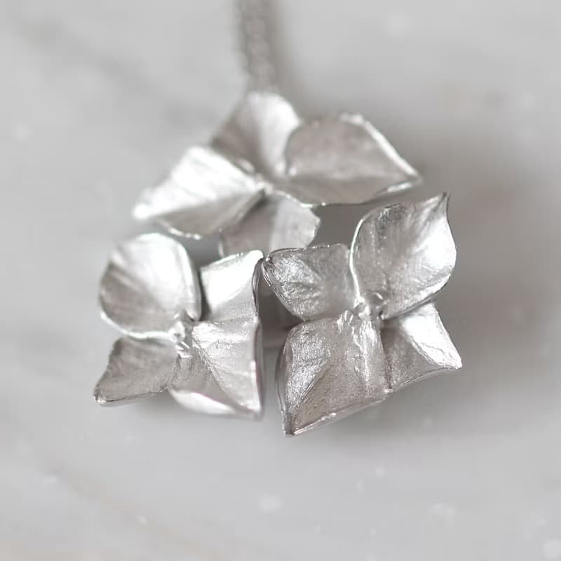 Hydrangea necklace