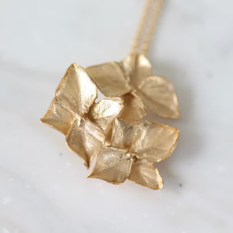 Hydrangea necklace