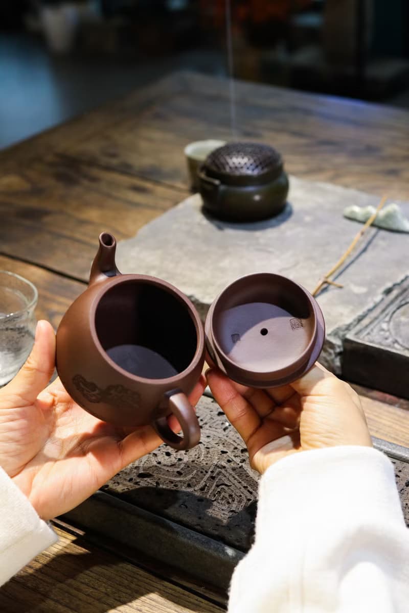送禮紫砂壺茶壺汉瓦   紫泥 180ml 14孔 刘素素作品  简洁直接 口