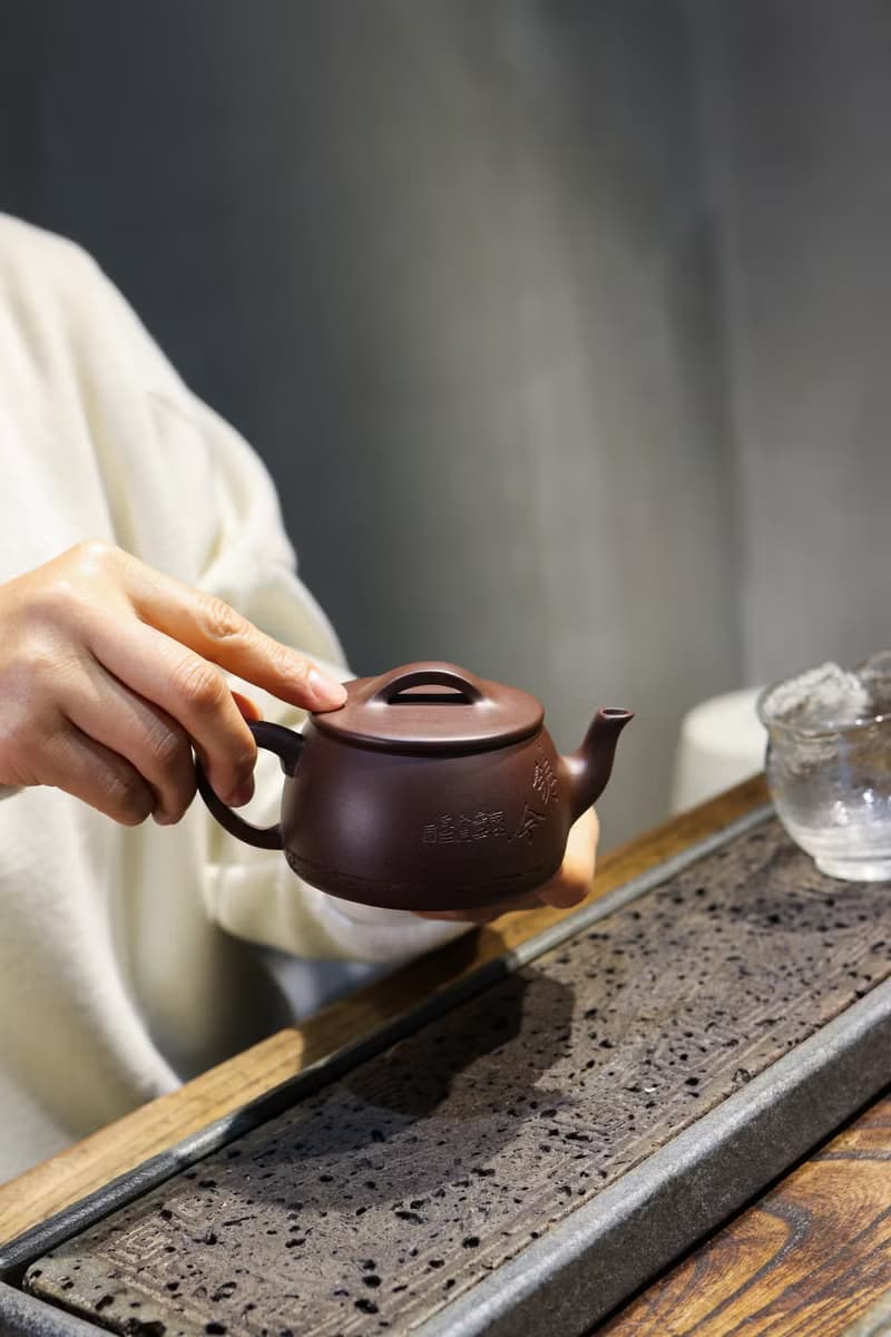 送禮紫砂壺茶壺汉瓦   紫泥 180ml 14孔 刘素素作品  简洁直接 口