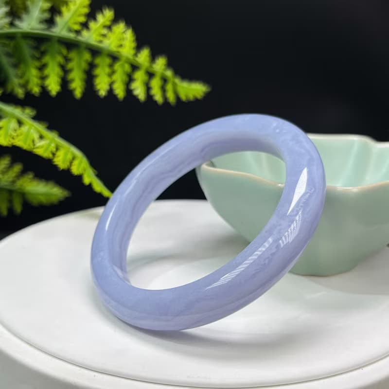 收藏級 藍紋瑪瑙手镯 56MM 高冰玉化千層奶藍色玉髓手環 保護平安