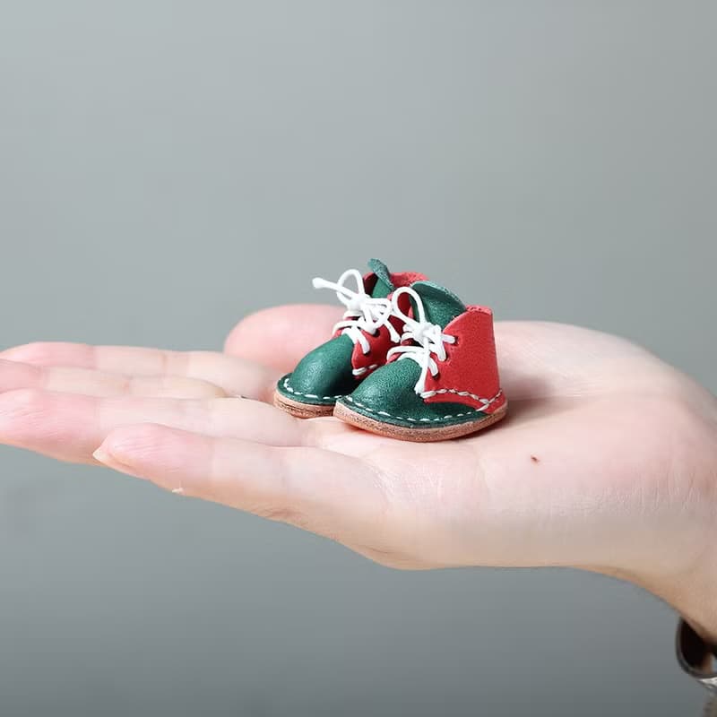【穎川手創】🎄聖誕節限定迷你小鞋吊飾-雙色版紅配綠🎄聖誕禮物/交換禮物/鑰匙圈/Christmas gift