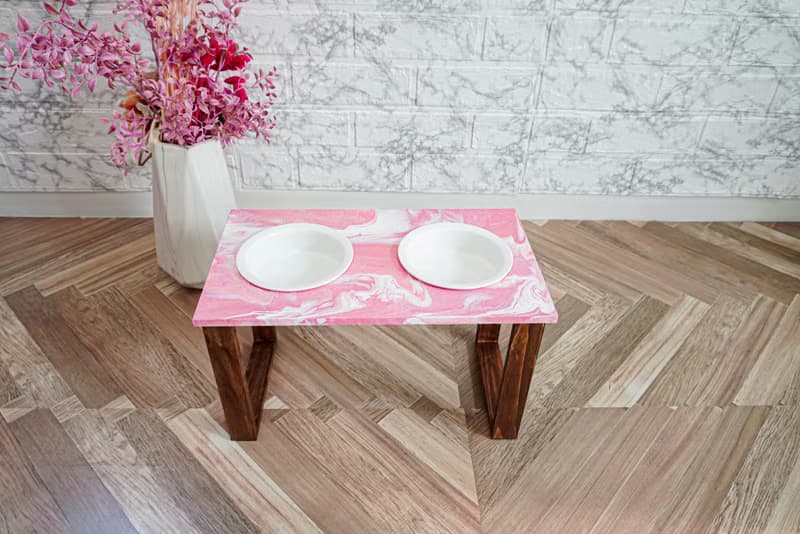 フルイドアート(ピンク)フードスタンド　フードボウル　食器スタンド　小型犬　中型犬　ネコ　木製　オーダー可能