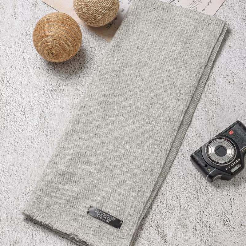 【窄版】喀什米爾羊毛圍巾 無染原色淺灰 脖圍 手工機織