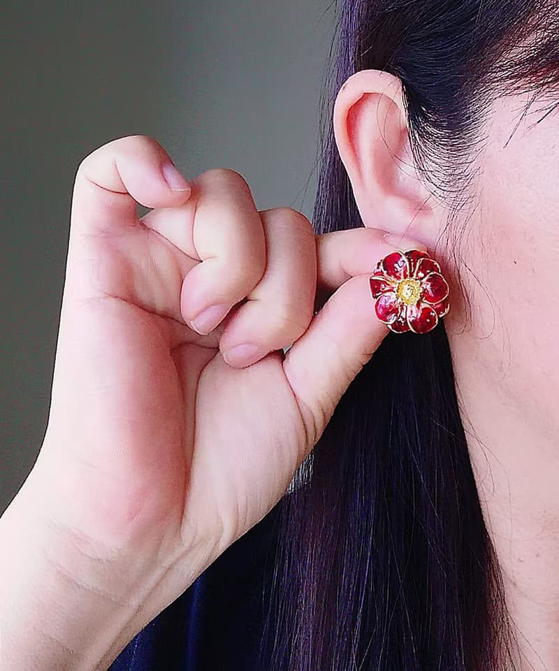 Vintage Jewelry 西洋古董飾品 紅琺瑯 花形 針式耳環