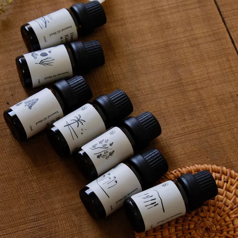 天然複方植物精油 10ml | voyager