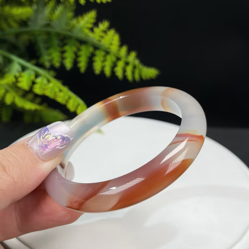 優質 馬達加斯加紅瑪瑙手鐲 51MM 冰透起光飄花玉髓手環 鴻運當頭