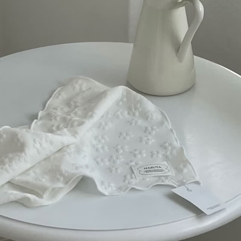 White Flower Kitchen Cloth