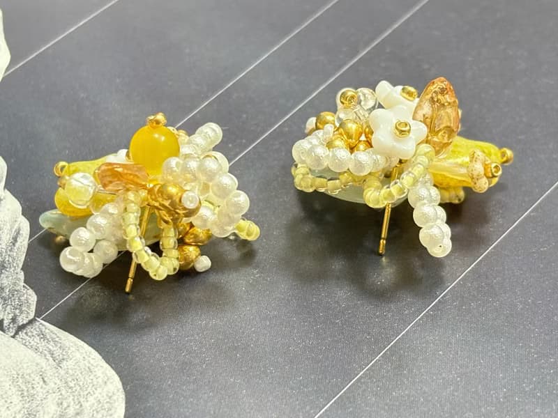 白日繁星 串珠花叢耳針耳環 手作串珠耳釘 花朵耳飾