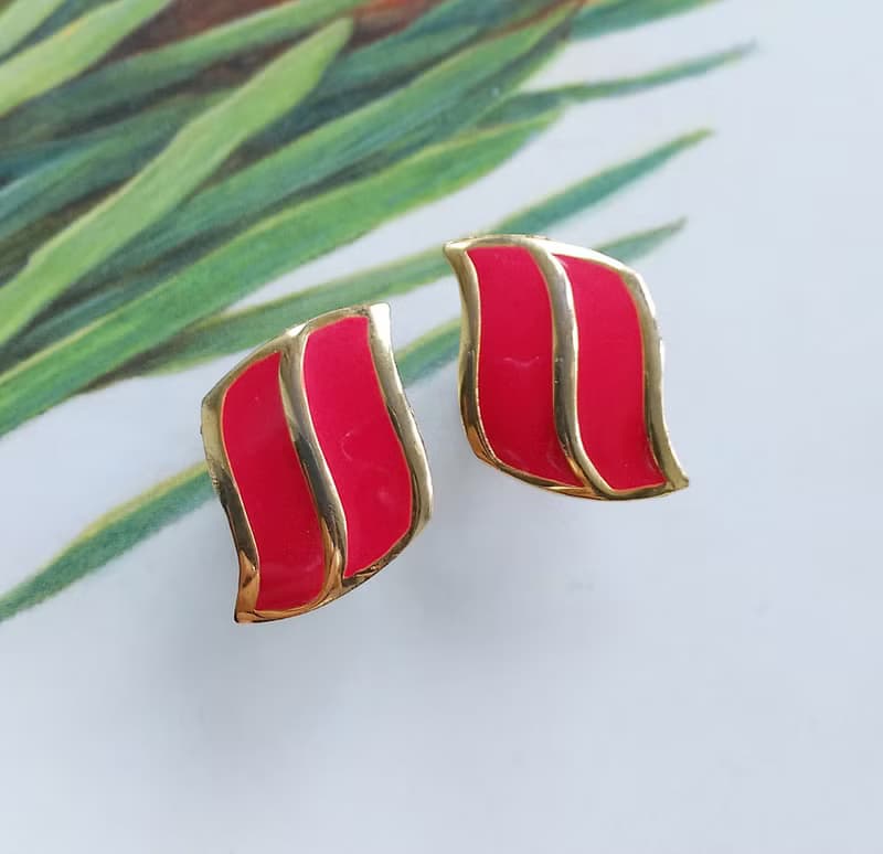 Vintage Jewelry 西洋古董飾品 小巧 貼耳 波浪 簡約 針式耳環