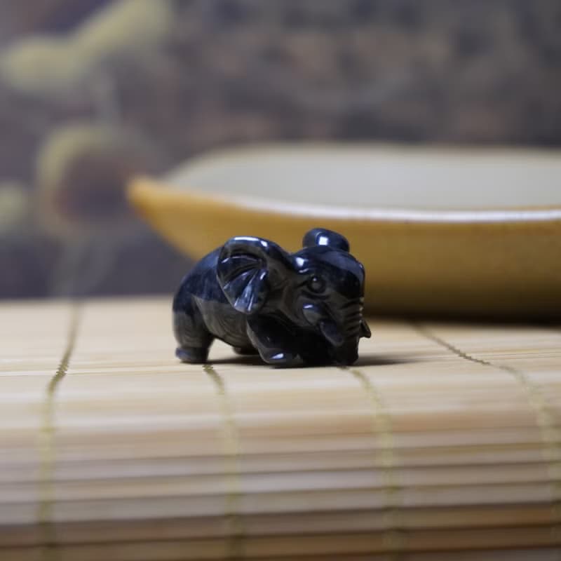 【吉象如意】烏雞翡翠大象擺飾 | 天然緬甸玉A貨翡翠 | 送禮