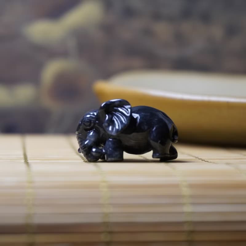 【吉象如意】烏雞翡翠大象擺飾 | 天然緬甸玉A貨翡翠 | 送禮