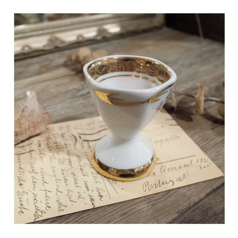 西班牙老件.描金六邊形白瓷蛋杯.瓷杯.瓷器.陳列擺件.稀有件