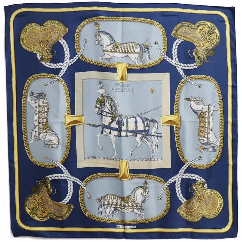 【日本直送】エルメス HERMES カレ90 スカーフ GRAND APPARAT 盛装の馬 シルク 青 レディース【中古】