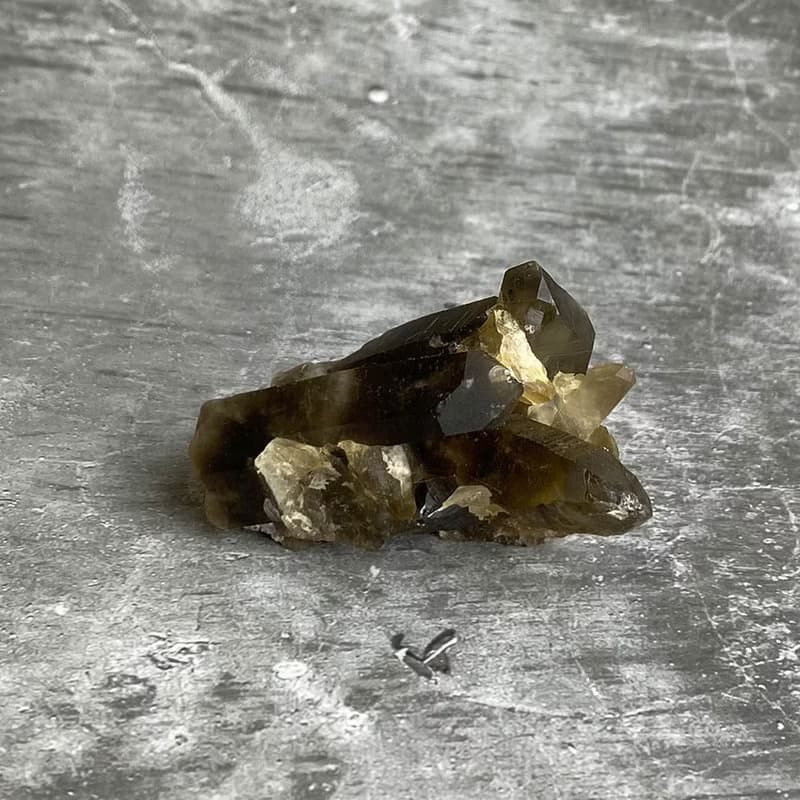 水晶簇- 黑水晶原礦 辦公室療癒微景觀 裝置擺飾