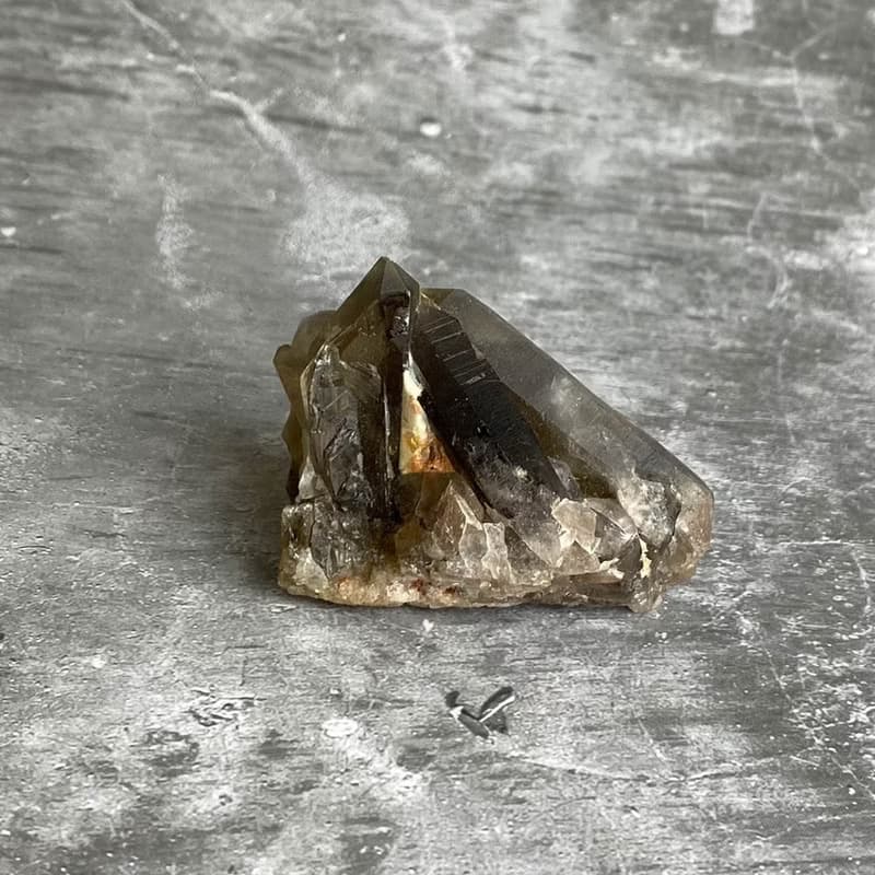 水晶簇- 黑水晶原礦 辦公室療癒微景觀 裝置擺飾