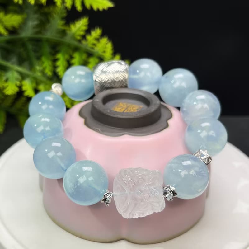 淺色海藍寶設計手串 大顆粒冰潤星光 白水晶醒獅 S999銀桶珠醒獅