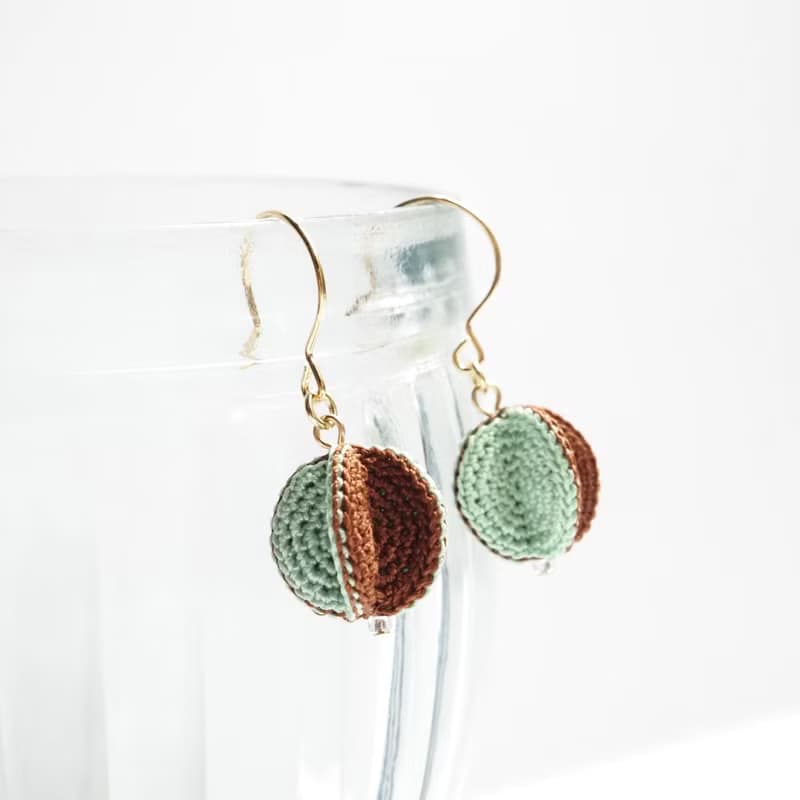ころころピアス/イヤリング　チョコミント