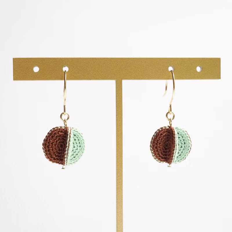 ころころピアス/イヤリング　チョコミント