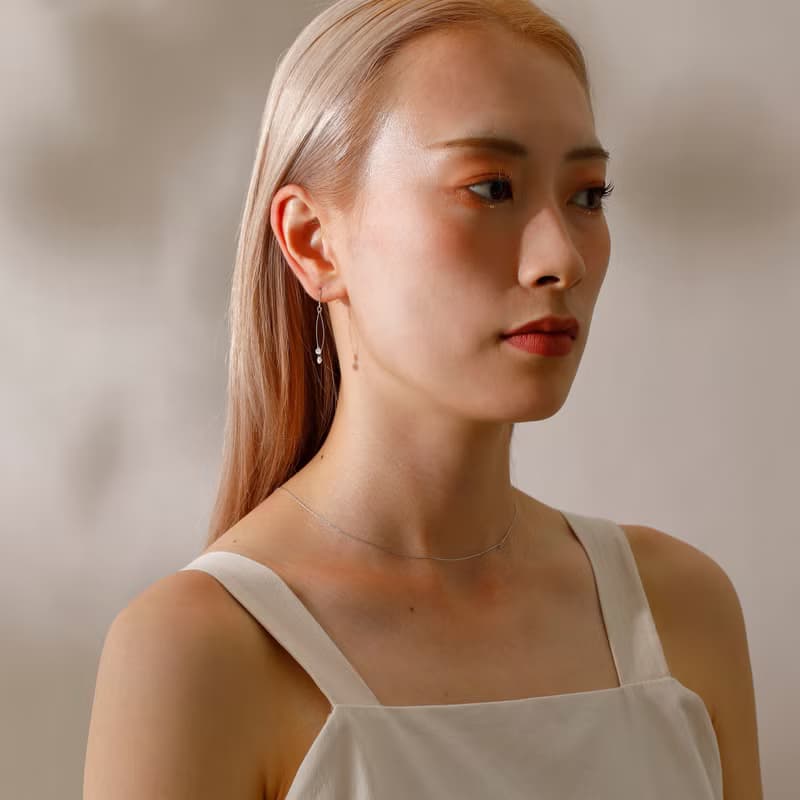 【Pinkoi限定商品】double gems pierced earring SV ニッケルフリーピアス　キュービックジルコニアが揺れるピアス　シルバー