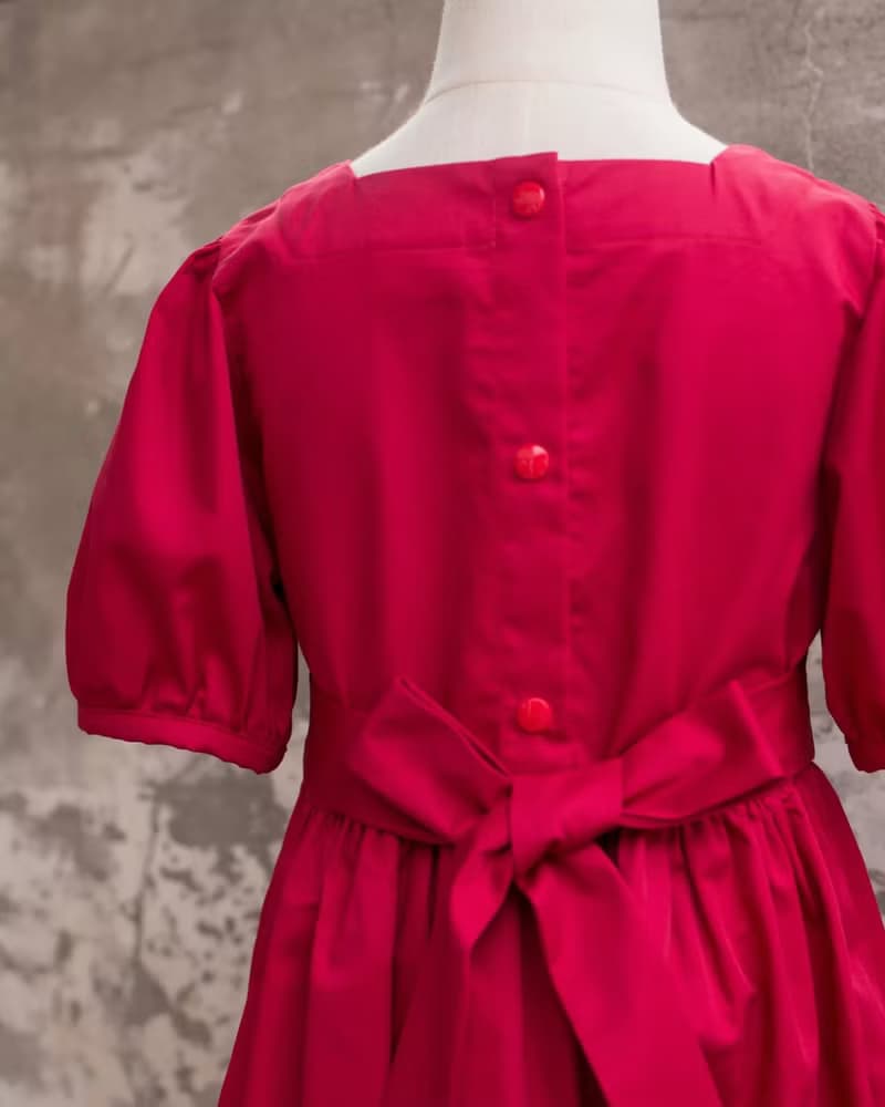 女童紅色復古宮廷風方領泡泡袖手作洋裝禮服