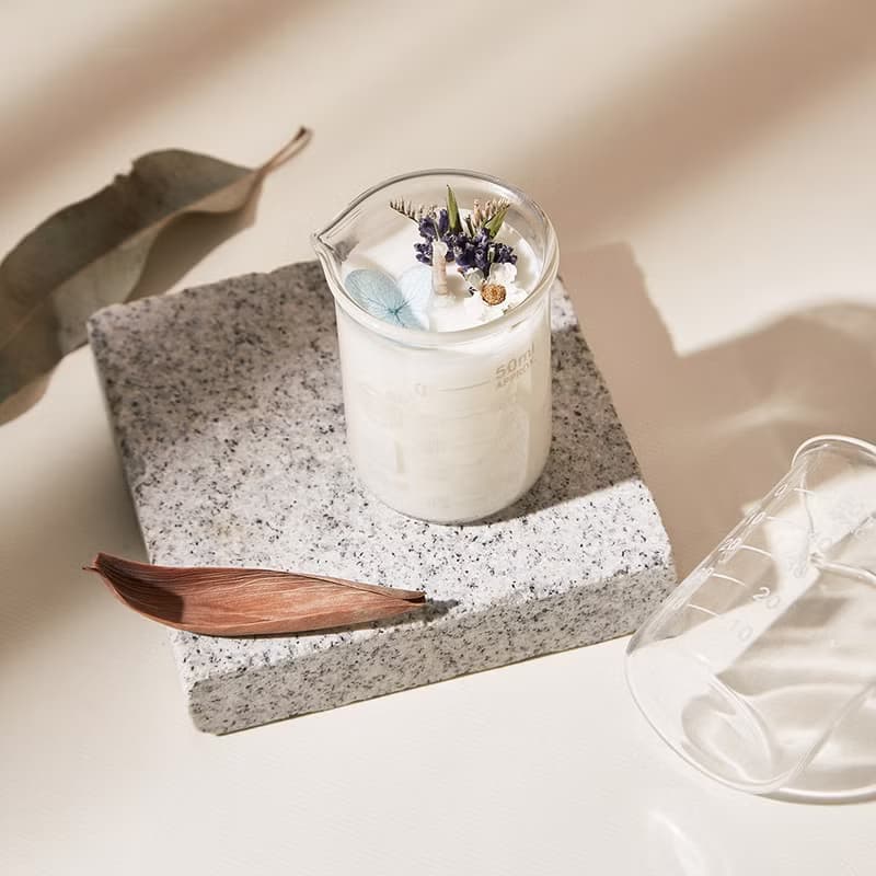MAYBES | 【惜福品】白透感燒杯精油香氛大豆蠟燭 50g