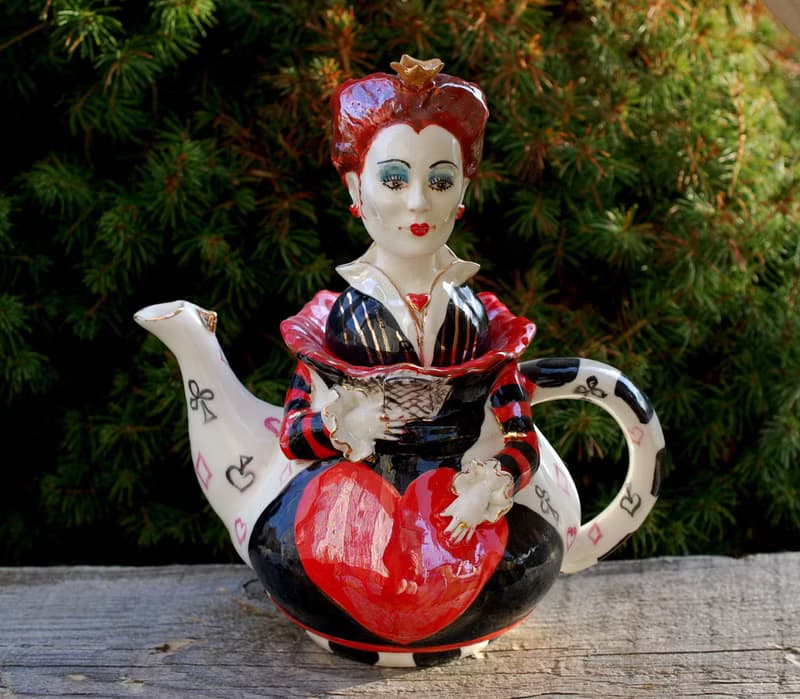 Handmade porcelain teapot, Alice in Wonderland ,Red Queen ,Teapot figurine