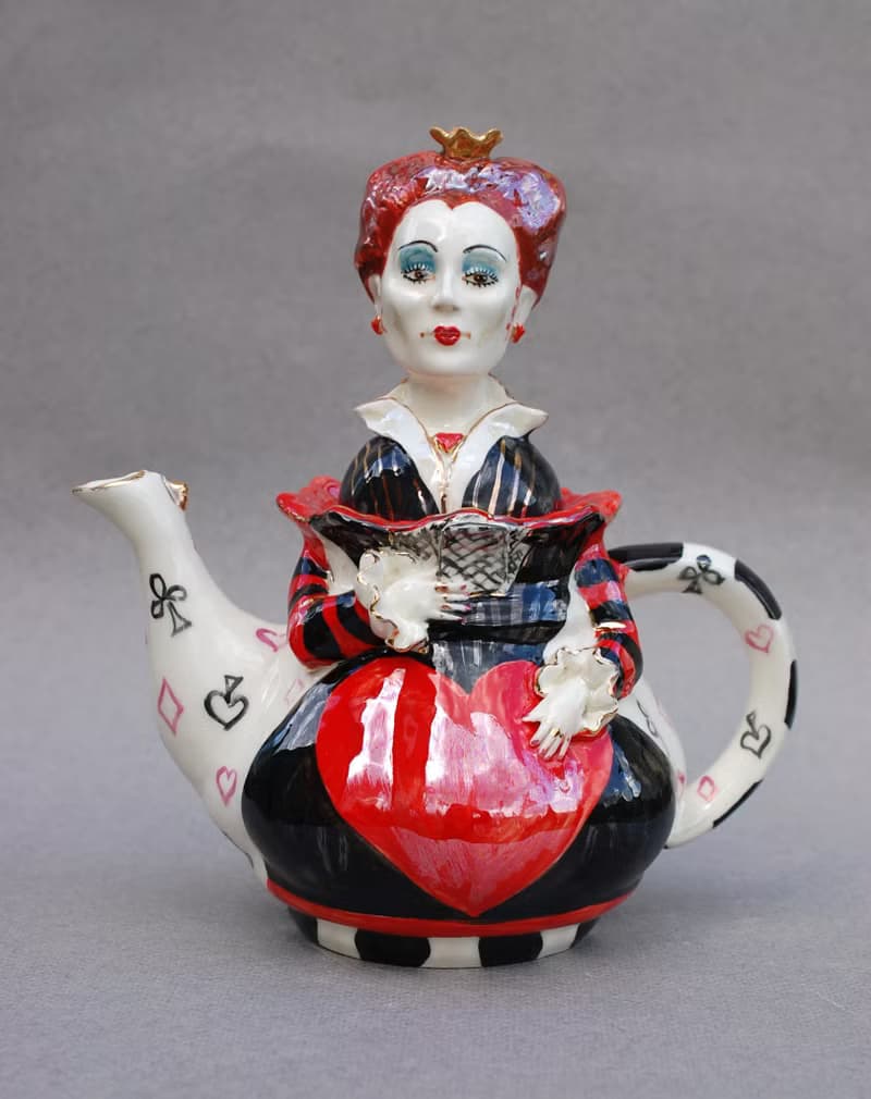 Handmade porcelain teapot, Alice in Wonderland ,Red Queen ,Teapot figurine