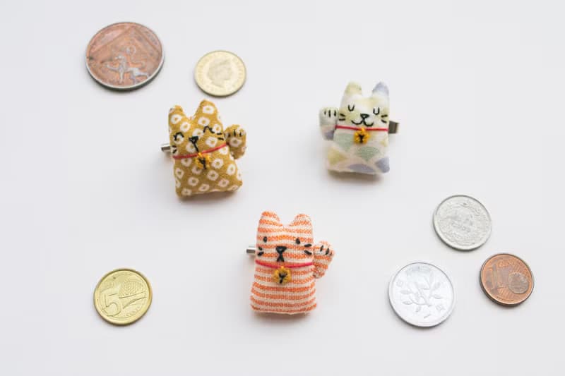 招財貓胸針 fortune cat mini brooch pin