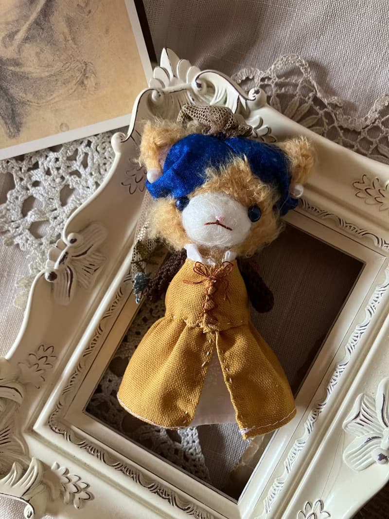 あみぐるみドール【真珠の耳飾りの少女】ねこさんのミニドール