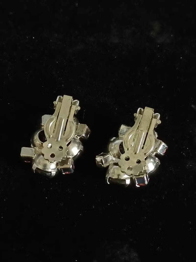vintage jewelry  典雅墨綠萊茵 夾式耳環