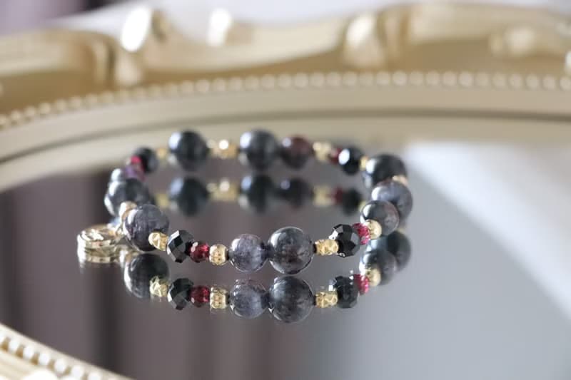 積極突破手鍊原礦設計 / 爵醒 - 黑極光 - 黑尖晶 - 石榴石