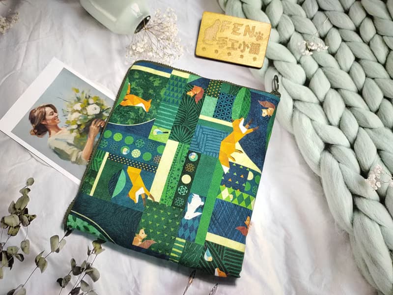 彩色噴墨系列-積木森林狐狸和兔子款防輕撥水布款L型拉鍊袋加鋪棉