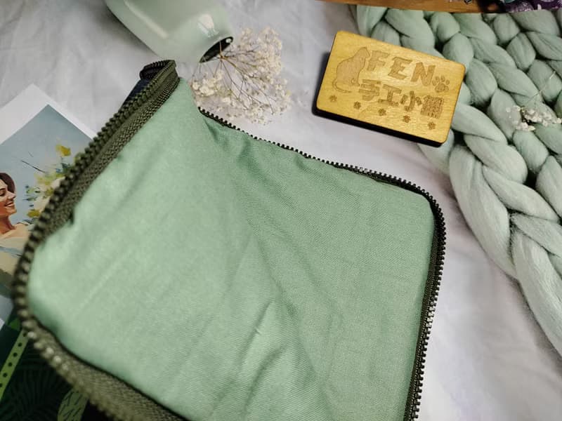 彩色噴墨系列-積木森林狐狸和兔子款防輕撥水布款L型拉鍊袋加鋪棉