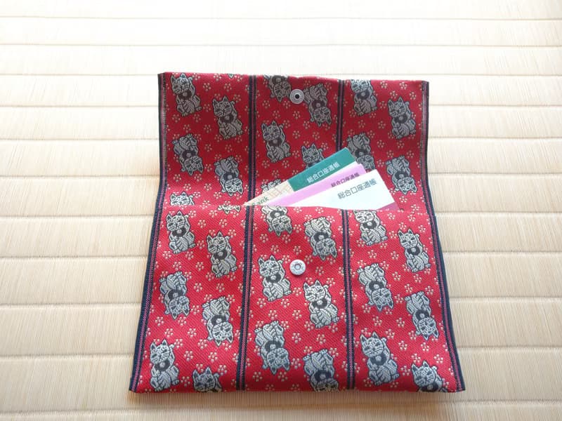 畳へりポーチ　縁起物【招き猫】　紅包　紅包ケース　赤封筒入れ　現金入れ　御朱印帳入れ　　日本製　ハンドメイド