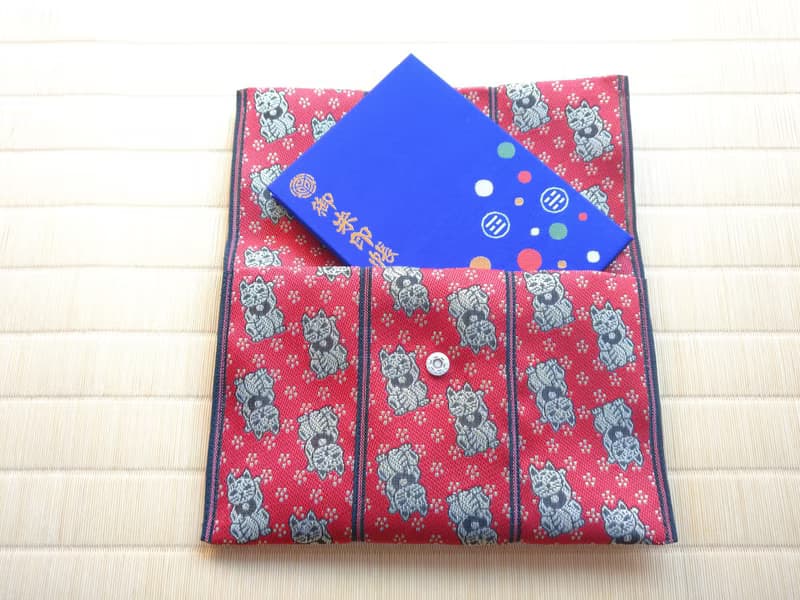 畳へりポーチ　縁起物【招き猫】　紅包　紅包ケース　赤封筒入れ　現金入れ　御朱印帳入れ　　日本製　ハンドメイド