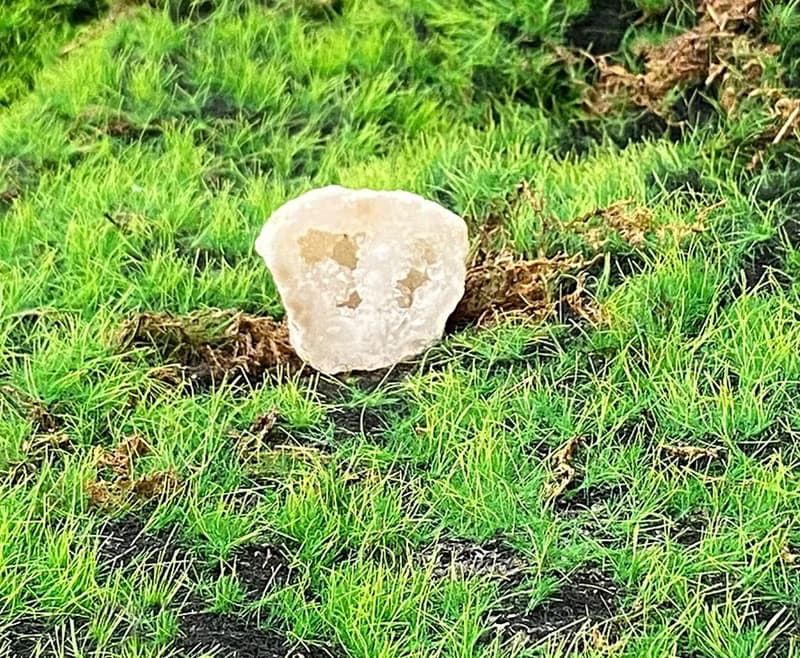 能量擺飾-招財幾何愛心可愛瑪瑙小白晶花球洞 開運 招財 聚財