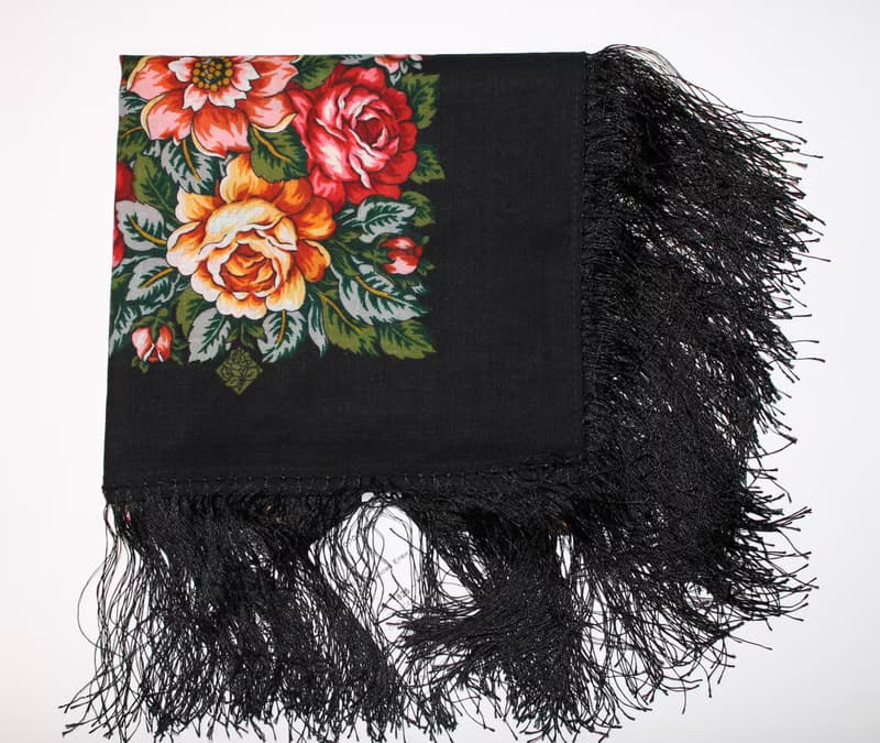 Authentic Pavlovo Posad Russian Shawl Scarf Soft 100% Wool 89x89 cm 1825-18